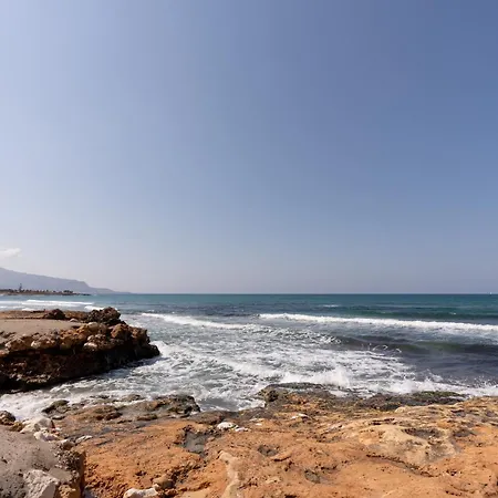 Open Space Sul Mare Кустоначи